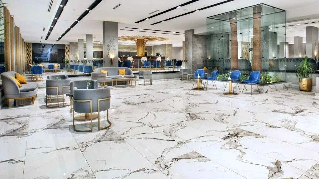 الفندق بيراميزا إيزيس الأقصر - الأقصر